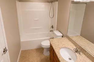 149 E Crescent Pine Ln, Sandy, UT 84070 - Photo 16