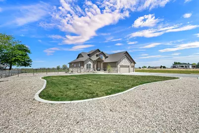 643 S 4100 W, Ogden, UT 84404 - Photo 4