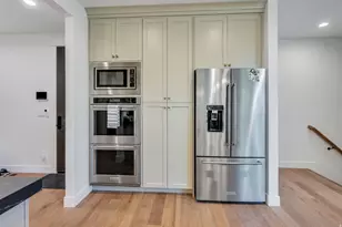 709 E 200 S, Centerville, UT 84014 - Photo 10