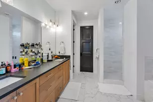 709 E 200 S, Centerville, UT 84014 - Photo 16