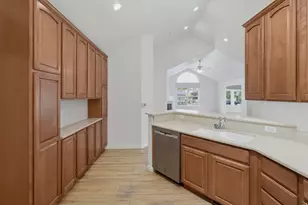 318 E 2230 N, North Logan, UT 84341 - Photo 8