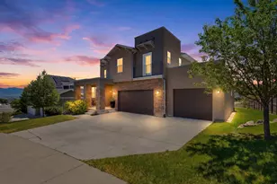 5039 Ambermont Dr W, Herriman, UT 84096 - Photo 2