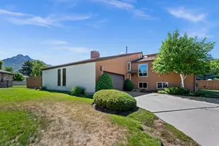 4869 S Damon Way, Holladay, UT 84117 - Photo 2