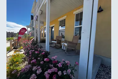 1833 W 1150 N #101, Layton, UT 84041 - Photo 2