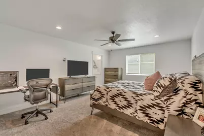 2079 W 1715 Ct S, West Haven, UT 84401 - Photo 10