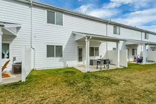 2079 W 1715 Ct S, West Haven, UT 84401 - Photo 34
