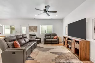 2079 W 1715 Ct S, West Haven, UT 84401 - Photo 24