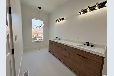 68 N Lions Head Dr, Washington, UT 84780 - Photo 32
