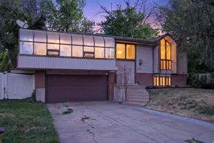 2160 N 520 W, West Bountiful, UT 84087 - Photo 2