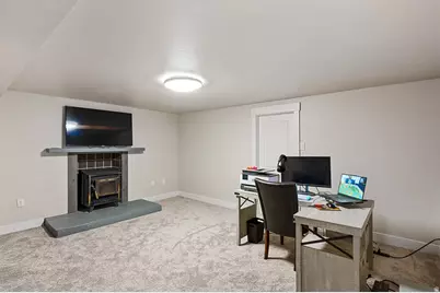 10446 S Weeping Willow Dr, Sandy, UT 84070 - Photo 40