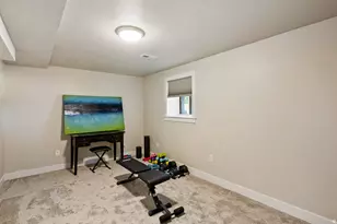 10446 S Weeping Willow Dr, Sandy, UT 84070 - Photo 30