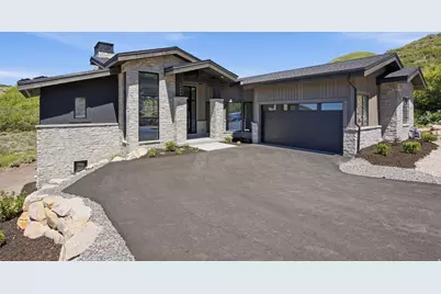 11479 N Fox Hollow Ct, Hideout, UT 84036 - Photo 2