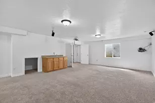 7721 N Ruby Valley Dr W, Eagle Mountain, UT 84005 - Photo 22