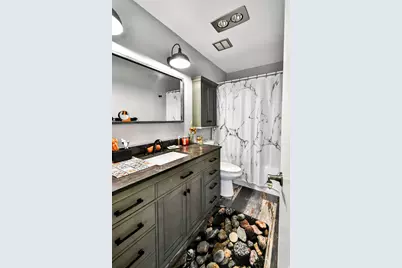 230 N 300 E, Bicknell, UT 84715 - Photo 16
