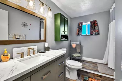 230 N 300 E, Bicknell, UT 84715 - Photo 28