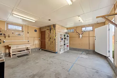 259 N Tremont St, Tremonton, UT 84337 - Photo 40