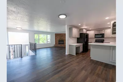 1634 E 13th St S, Ogden, UT 84414 - Photo 2