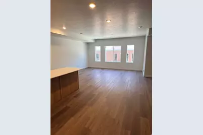 773 N Pheasantbrook Dr #3B, Centerville, UT 84014 - Photo 6
