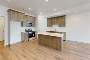 773 N Pheasantbrook Dr, Centerville, UT 84014 - Photo 10
