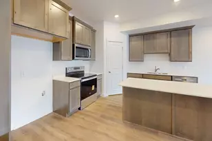 757 N Pheasantbrook Dr, Centerville, UT 84014 - Photo 10