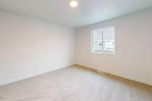 757 N Pheasantbrook Dr, Centerville, UT 84014 - Photo 14