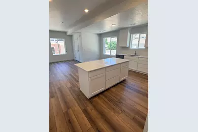 755 N Pheasantbrook Dr #3D, Centerville, UT 84014 - Photo 4