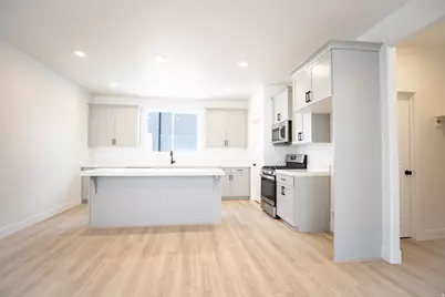 1225 E 1600 S #8, Provo, UT 84606 - Photo 4