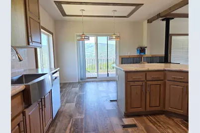 2924 N Water Canyon Ave, Huntsville, UT 84317 - Photo 10