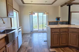 2924 N Water Cyn Ave, Huntsville, UT 84317 - Photo 10