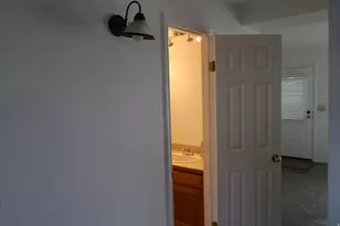 1425 E 5850 S, South Ogden, UT 84405 - Photo 6