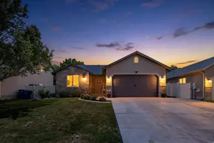 13306 Cedar Park Dr, Herriman, UT 84096 - Photo 2