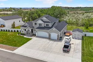 715 W Cemetery Rd, Orangeville, UT 84537 - Photo 60
