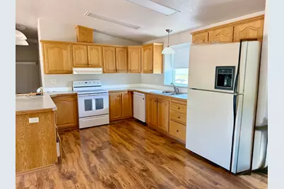 222 E Clubhouse Dr #1, Garden City, UT 84028 - Photo 12