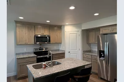 65 E 970 N, Santaquin, UT 84655 - Photo 4