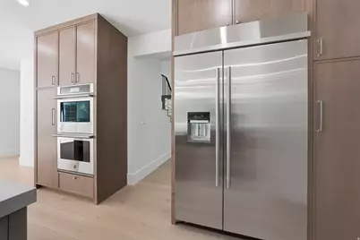 8037 S Royal Ln, Cottonwood Heights, UT 84093 - Photo 18