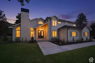 8037 S Royal Ln, Cottonwood Heights, UT 84093 - Photo 2