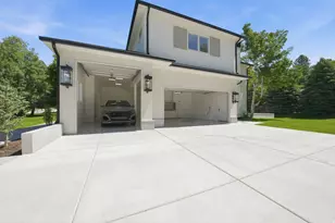 8037 S Royal Ln, Sandy, UT 84093 - Photo 72