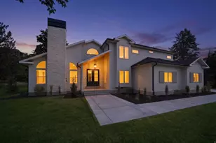 8037 S Royal Ln, Cottonwood Heights, UT 84093 - Photo 2