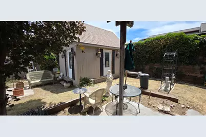 7339 S 1710 E, Cottonwood Heights, UT 84121 - Photo 40