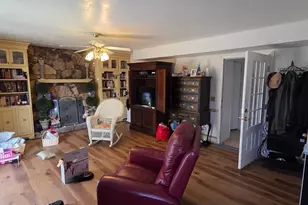 7339 S 1710 E, Cottonwood Heights, UT 84121 - Photo 6