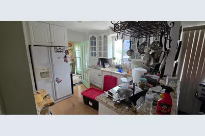 7339 S 1710 E, Cottonwood Heights, UT 84121 - Photo 12