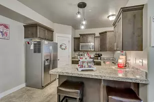 1851 N Crest Rd, Saratoga Springs, UT 84045 - Photo 14