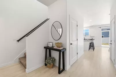 1706 W Parkview Dr, Syracuse, UT 84075 - Photo 10