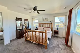 1706 W Parkview Dr, Syracuse, UT 84075 - Photo 18