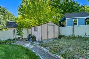11493 N Flowering Plum Ln, Highland, UT 84003 - Photo 38