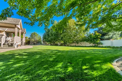 11493 N Flowering Plum Ln, Highland, UT 84003 - Photo 42