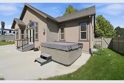 7422 Castle Rock Rd, Eagle Mountain, UT 84005 - Photo 34