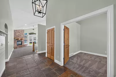 7422 Castle Rock Rd, Eagle Mountain, UT 84005 - Photo 2