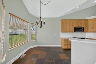 7422 Castle Rock Rd, Eagle Mountain, UT 84005 - Photo 10