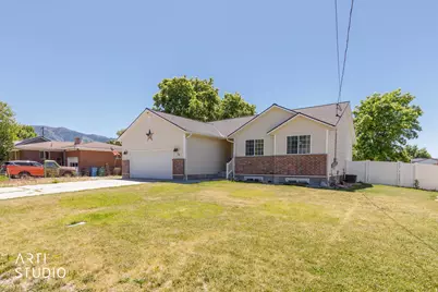 54 W 300 N, Smithfield, UT 84335 - Photo 2